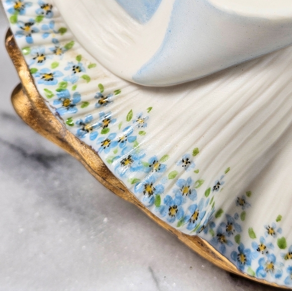 Vintage Atlantic Mold Ceramic Christmas Caroler Lady Figurine 7.5 in 1970s - Picture 5 of 9